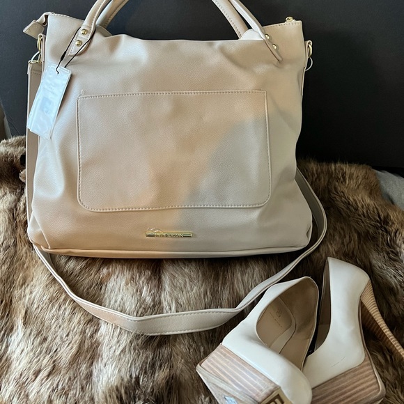 Beautiful beige Steve Madden bag! New with tags! - Picture 1 of 6